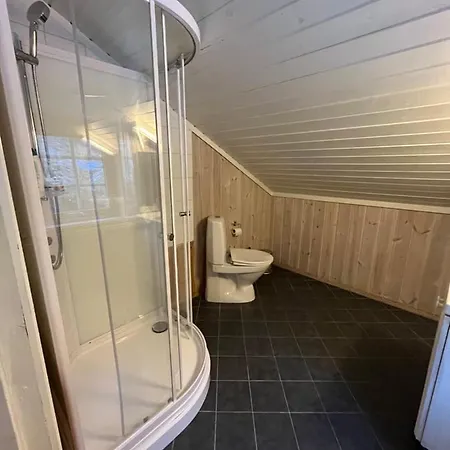 Tatil Evi - Faleide -hytte Med Fjord Og Fjell Utsikt